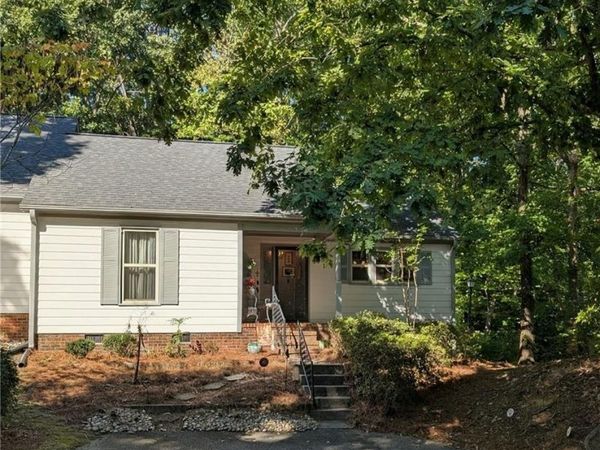 926 Chatfield Drive , Unit C, Jamestown, NC 27282