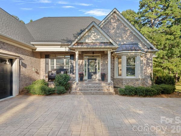 2504 Stoneview Court , Denver, NC 28037