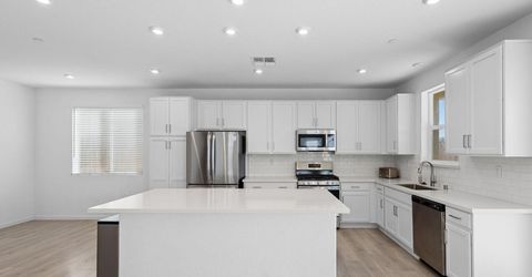 844 J St, Galt, CA 95632 Photo