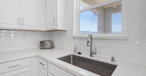 844 J St, Galt, CA 95632 Photo
