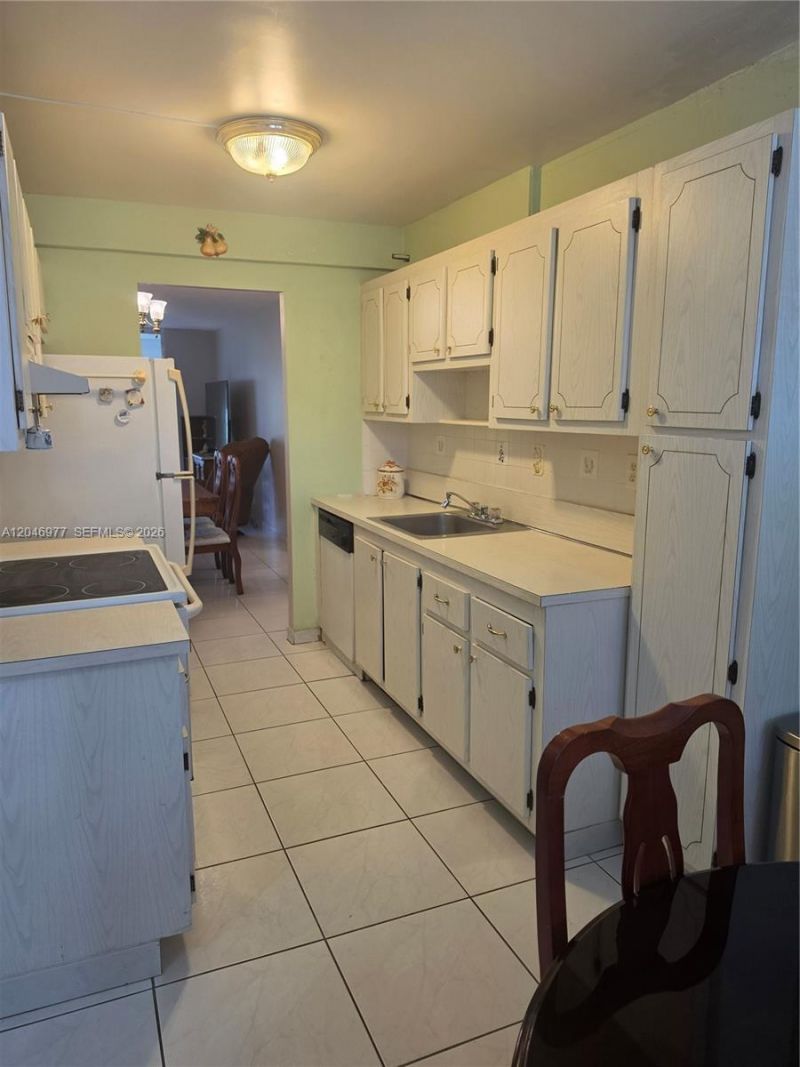 2999 NW 48th Ave, Unit 240, Lauderdale Lakes, FL 33313 Photo