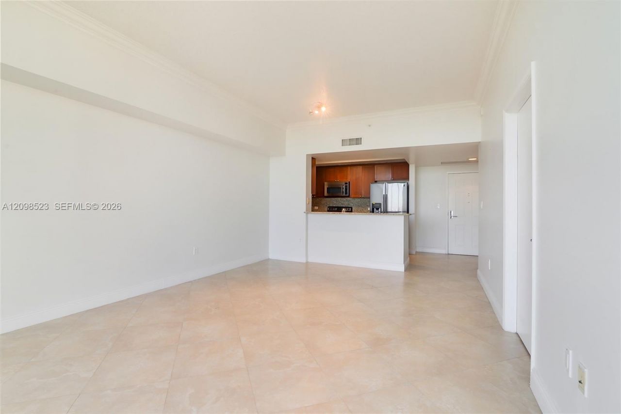 19501 W Country Club Dr , Unit PH-02, Aventura, FL 33180 Photo