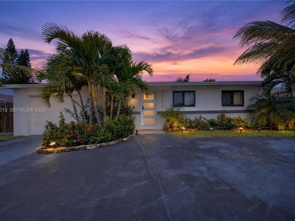 7235 Southgate Blvd , Margate, FL 33068
