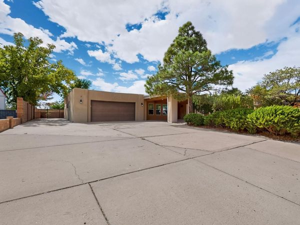 3802 Saint Andrews Drive SE, Rio Rancho, NM 87124