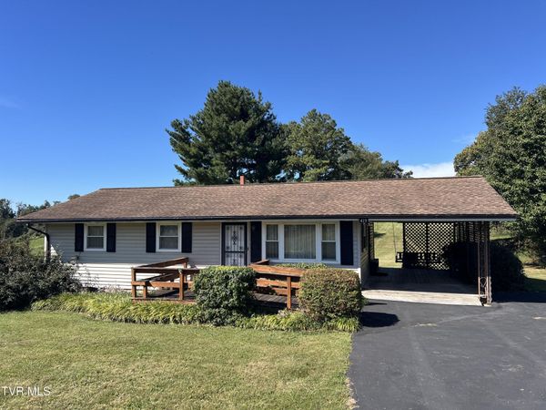 419 Taylor Street, Nickelsville, VA 24271