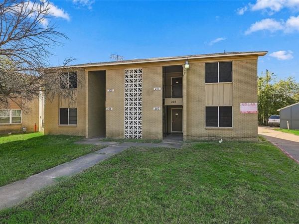 208 Alpine Court, Irving, TX 75060