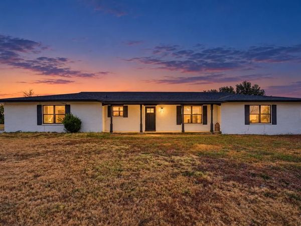 600 Lakeshore Boulevard , Oak Point, TX 75068
