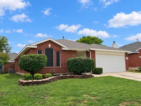 849 Fox Hunt Trail, Fort Worth, TX 76179
