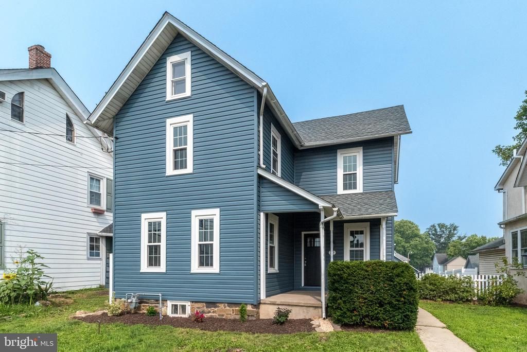 39 S NINTH STREET , QUAKERTOWN, PA 18951