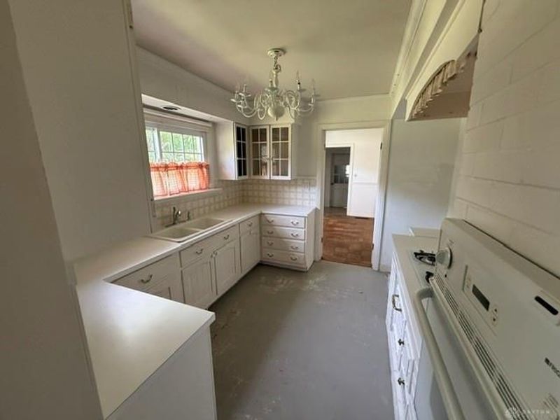 381 Enfield Road, Dayton, OH 45459 Photo 8