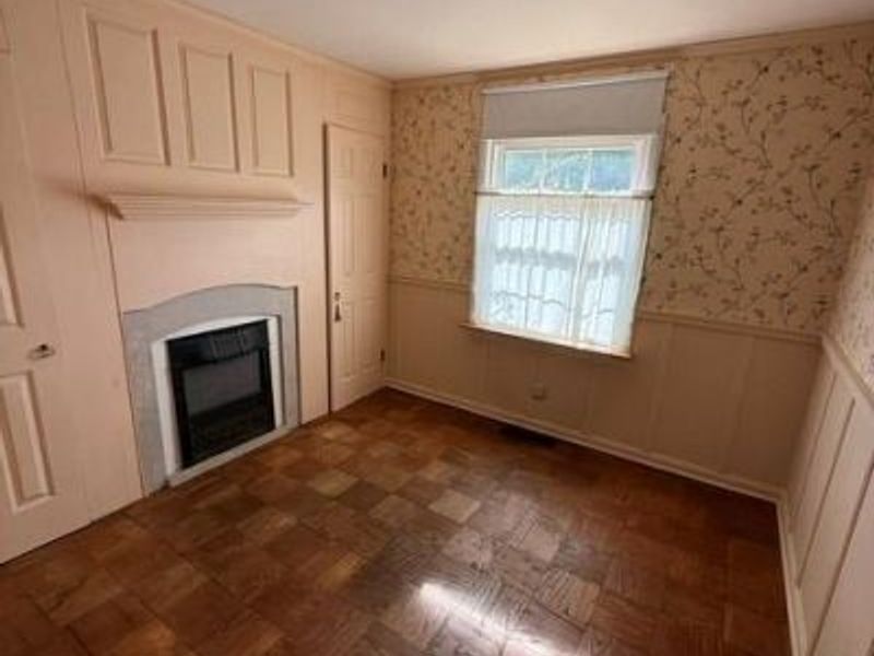 381 Enfield Road, Dayton, OH 45459 Photo 9