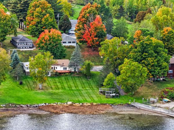 230 Campbell Road, Newport City, VT 05855