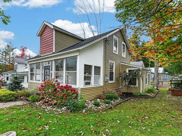 125 Lakeview Avenue, Caroga Lake, NY 12032