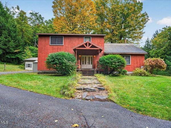 21 Dunham Pond Road, Greenfield Center, NY 12833
