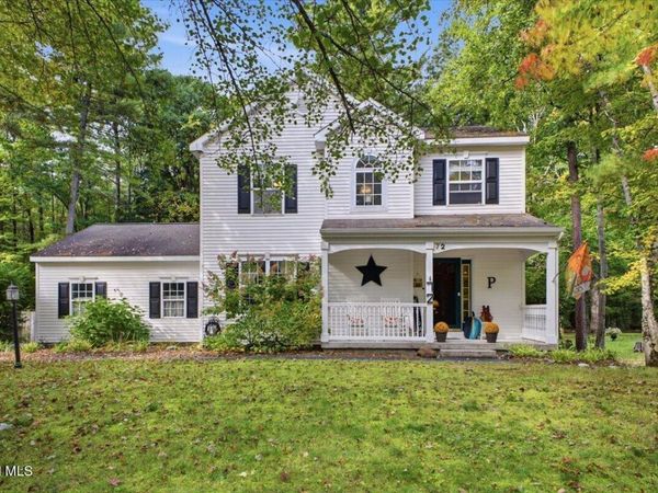 72 Kettles Way, Queensbury, NY 12804