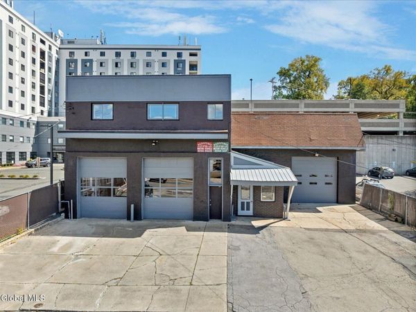 111 Nott Terrace, Schenectady, NY 12308