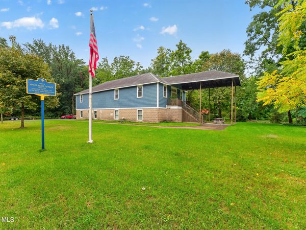 4000 Silver Beach Road, Malta, NY 12020