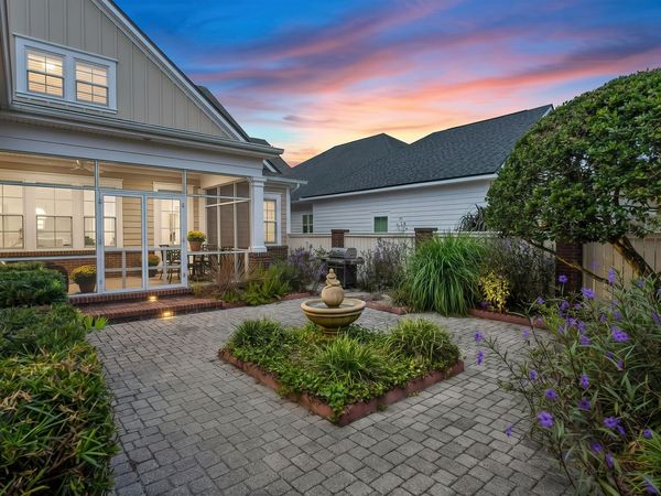 284 Champion Court, Destin, FL 32541