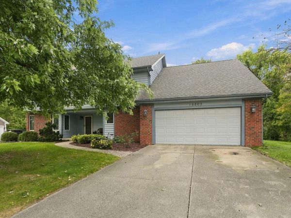 10002 Crown Point Drive, Fort Wayne, IN 46804