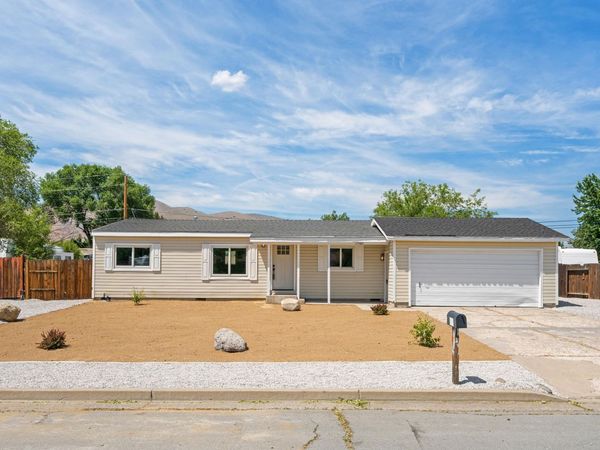 17585 Fantail Street, Reno, NV 89508