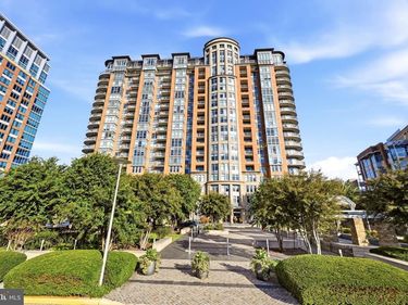 8220 CRESTWOOD HEIGHTS DRIVE, Unit 908, MCLEAN, VA 22102