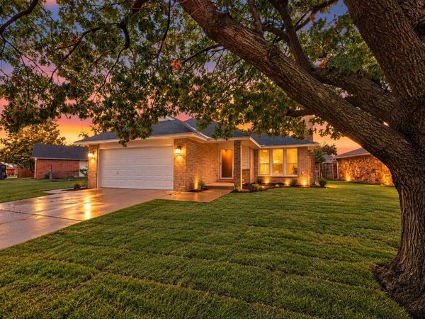 10702 E 101st Street N, Owasso, OK 74055