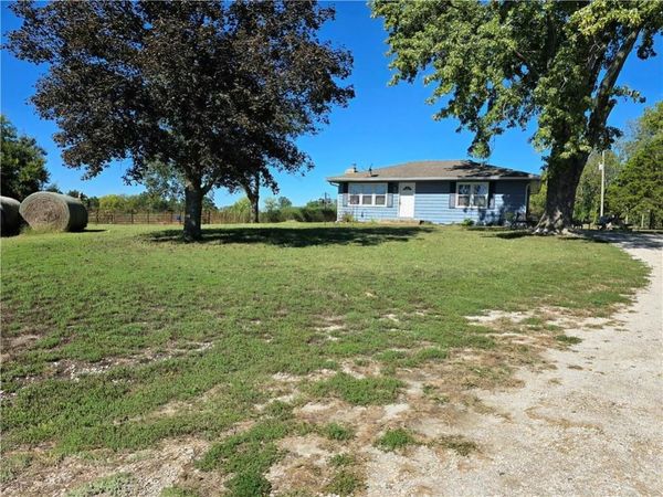 6455 Main Street, Odessa, MO 64076