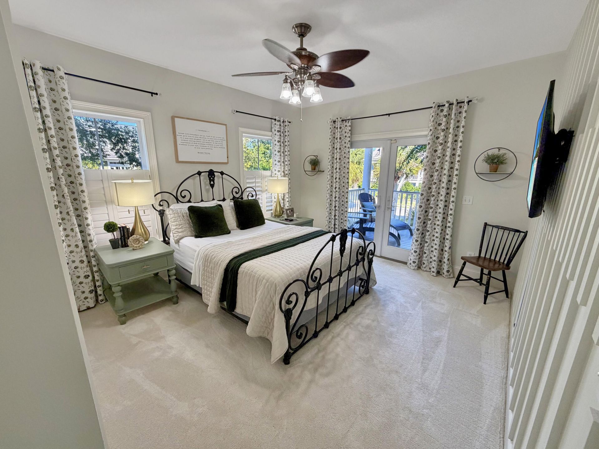 1084 Rivershore Road Photo 72