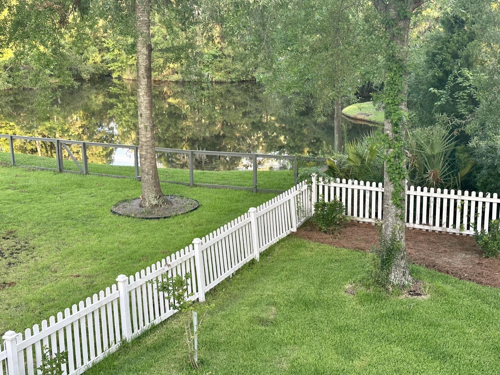 1084 Rivershore Road Photo 90