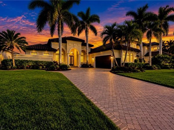 1805 Harbour CIR , CAPE CORAL, FL 33914