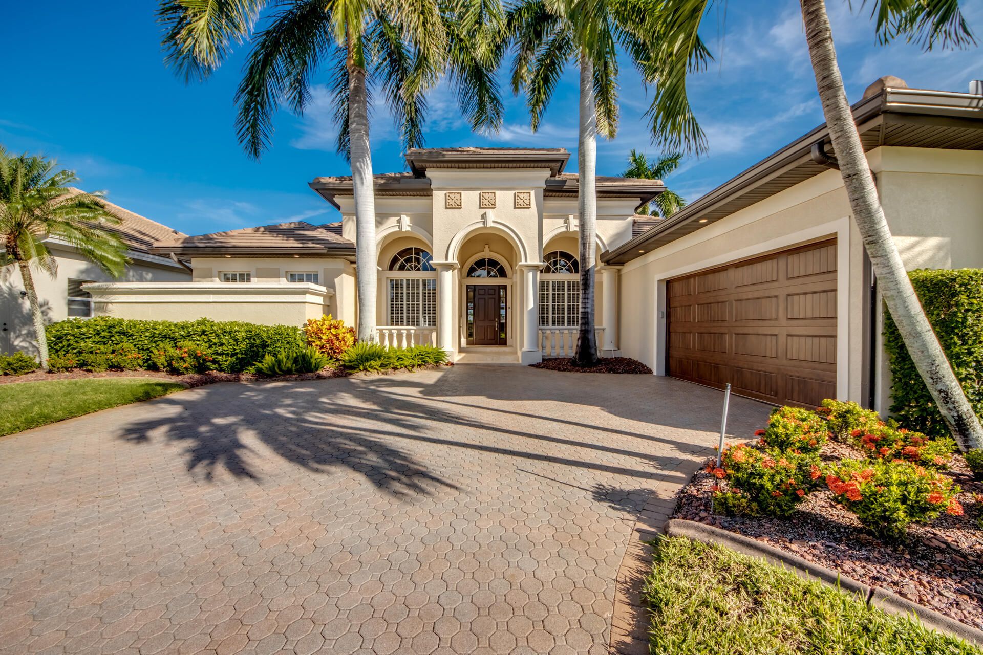 1805 Harbour Cir, Cape Coral, FL 33914 Photo