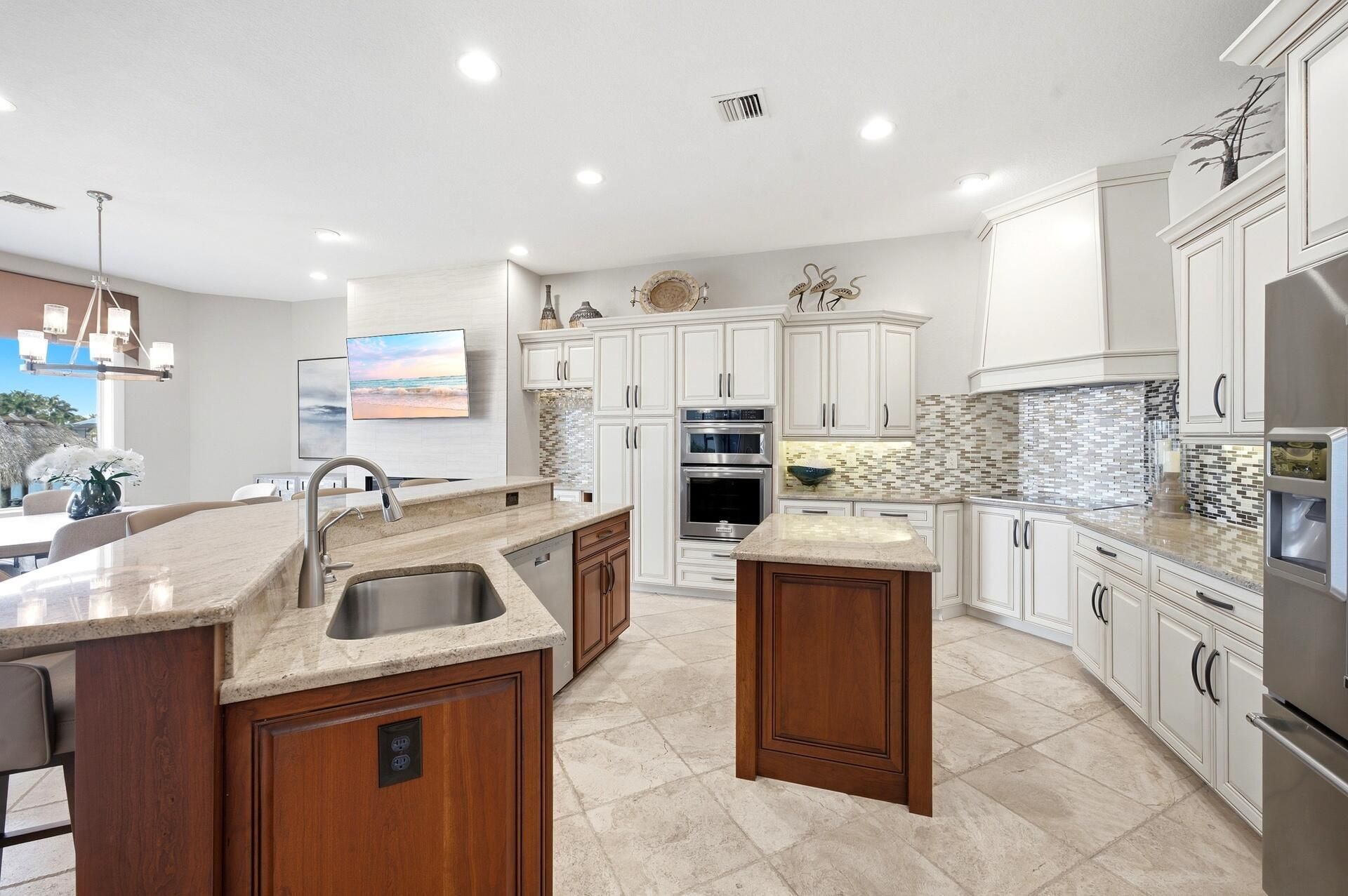 1805 Harbour Cir, Cape Coral, FL 33914 Photo