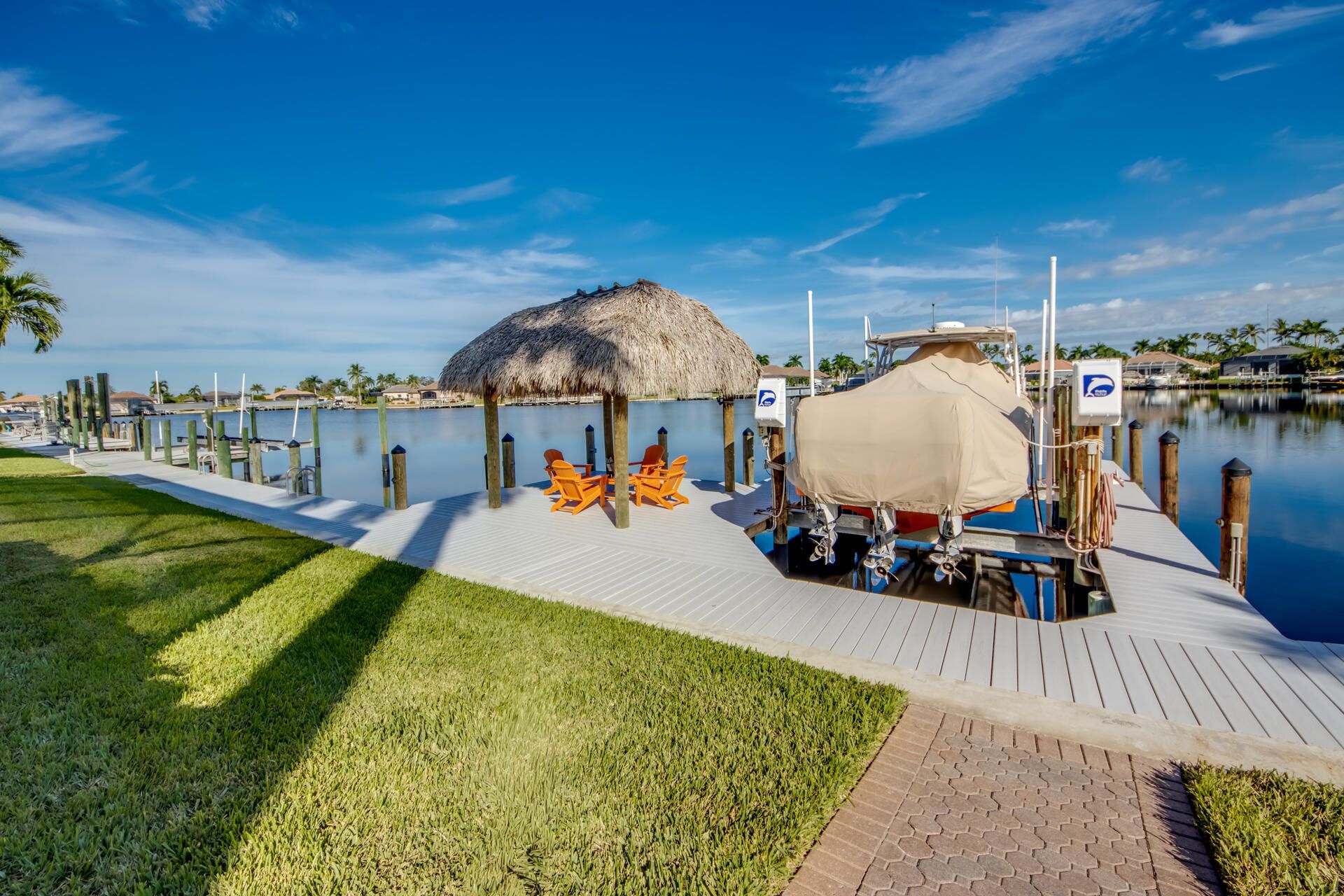1805 Harbour Cir, Cape Coral, FL 33914 Photo