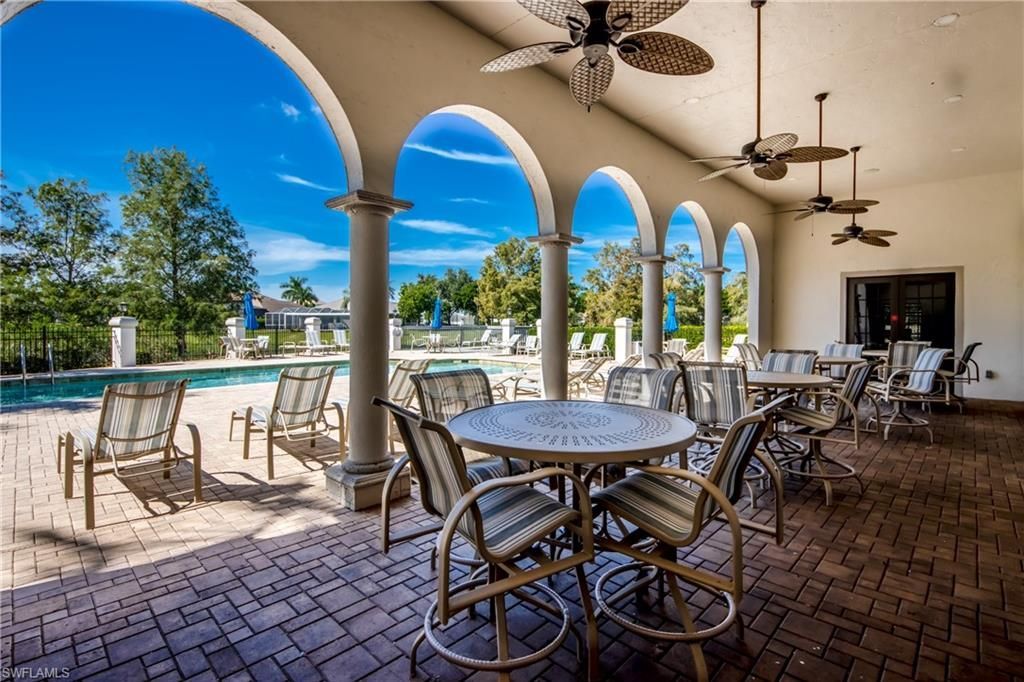 1805 Harbour Cir, Cape Coral, FL 33914 Photo