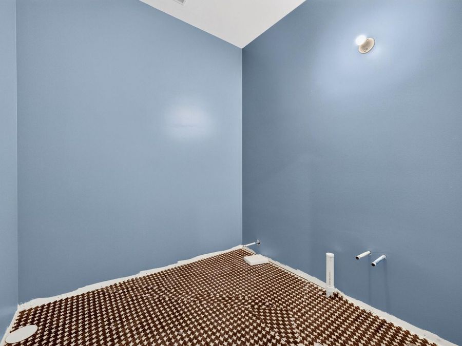 Property Image 105