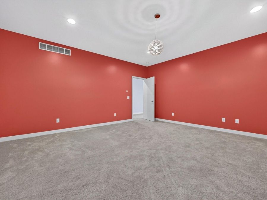Property Image 83