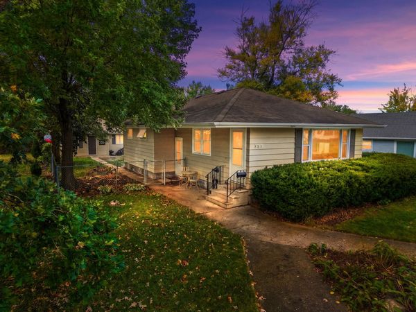 735 Ellwood Avenue , DeKalb, IL 60115