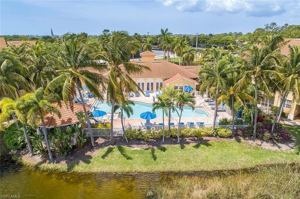 4630 Saint Croix Ln, Unit 824, Naples, FL 34109 Photo