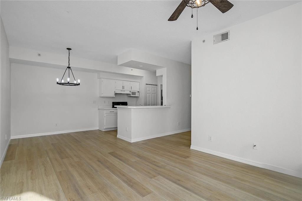 4630 Saint Croix Ln, Unit 824, Naples, FL 34109 Photo