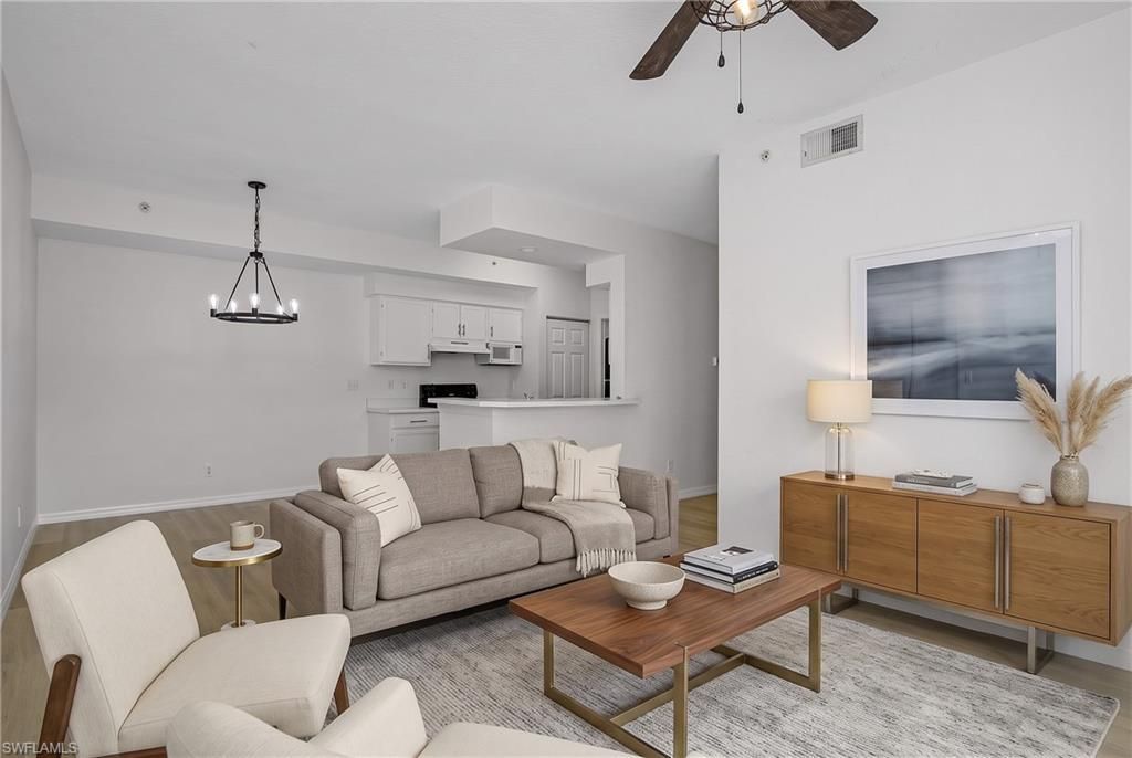4630 Saint Croix Ln, Unit 824, Naples, FL 34109 Photo