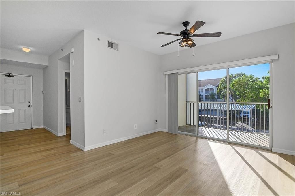 4630 Saint Croix Ln, Unit 824, Naples, FL 34109 Photo