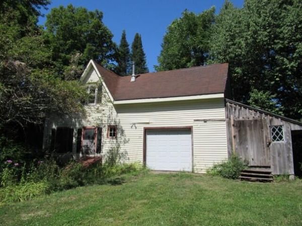 323 Readfield Road , Manchester, ME 04351