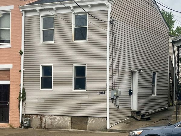 1004 Greenup Street, Covington, KY 41011