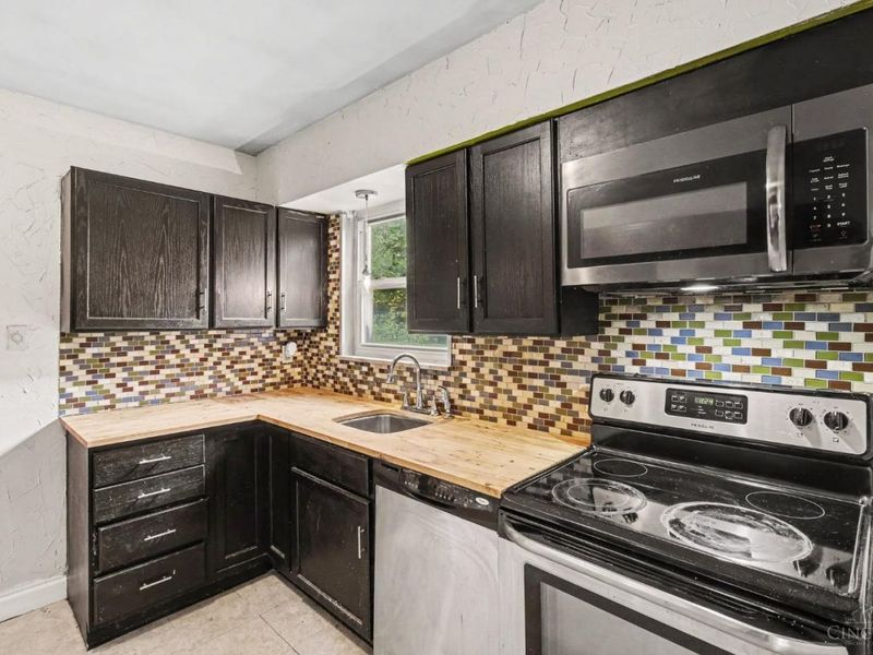 2740 Byrneside Drive, Colerain Township, OH 45239 Photo 7