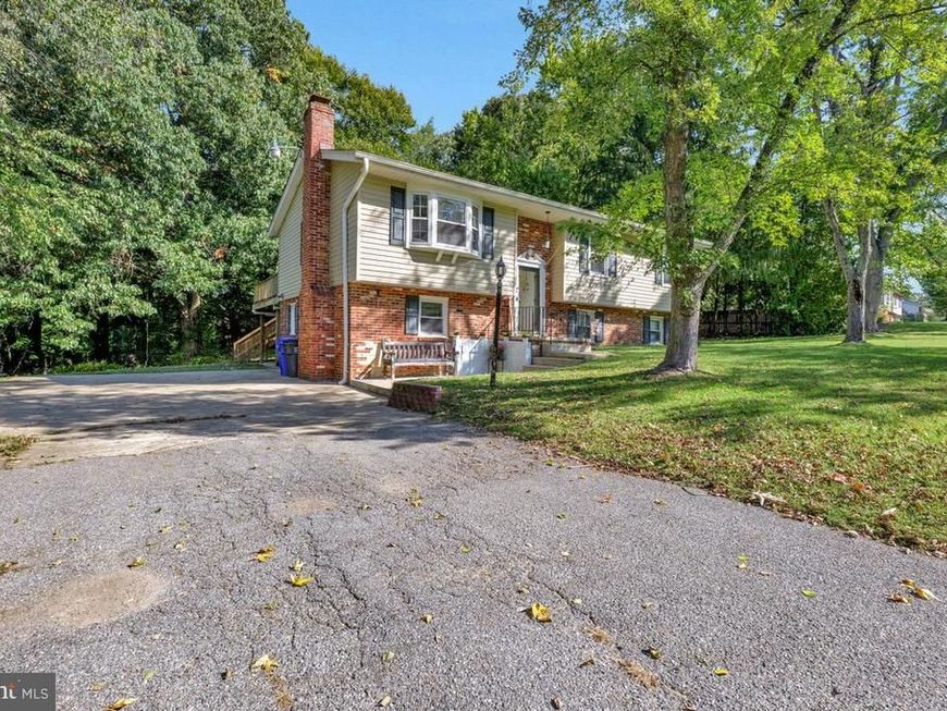 7473 Robin Road, La Plata, MD 20646 Main Photo