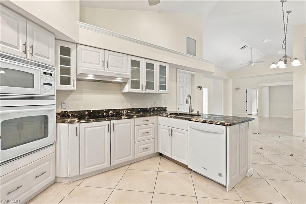 11267 Phoenix Way , Naples, FL 34119 Photo