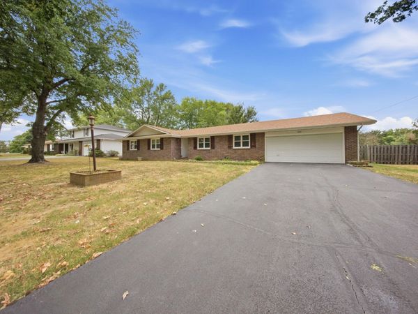 4951 S Palmer Avenue , Springfield, MO 65804