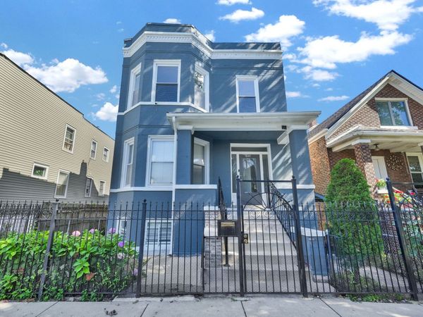 3849 S Albany Avenue , Chicago, IL 60632