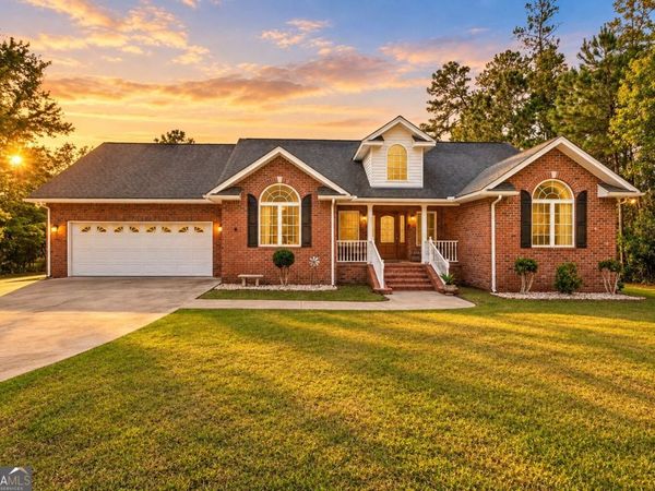 296 Magnolia Road, Midway, GA 31320