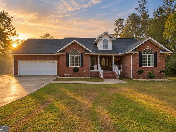 296 Magnolia Road, Midway, GA 31320